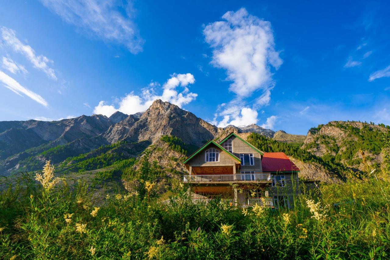 Zostel Homes Rashil Tandi Екстериор снимка